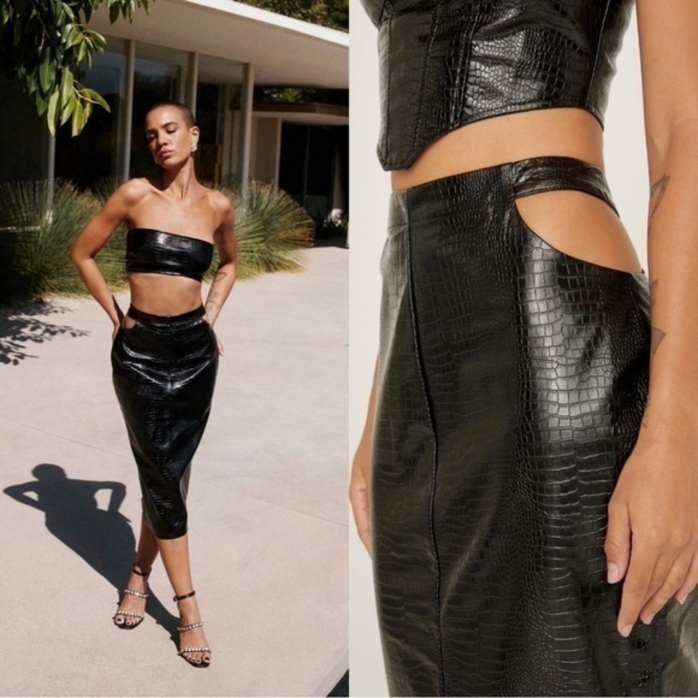 🍋 Nasty Gal Croc Embossed Faux Leather Cut Out Midi Skirt